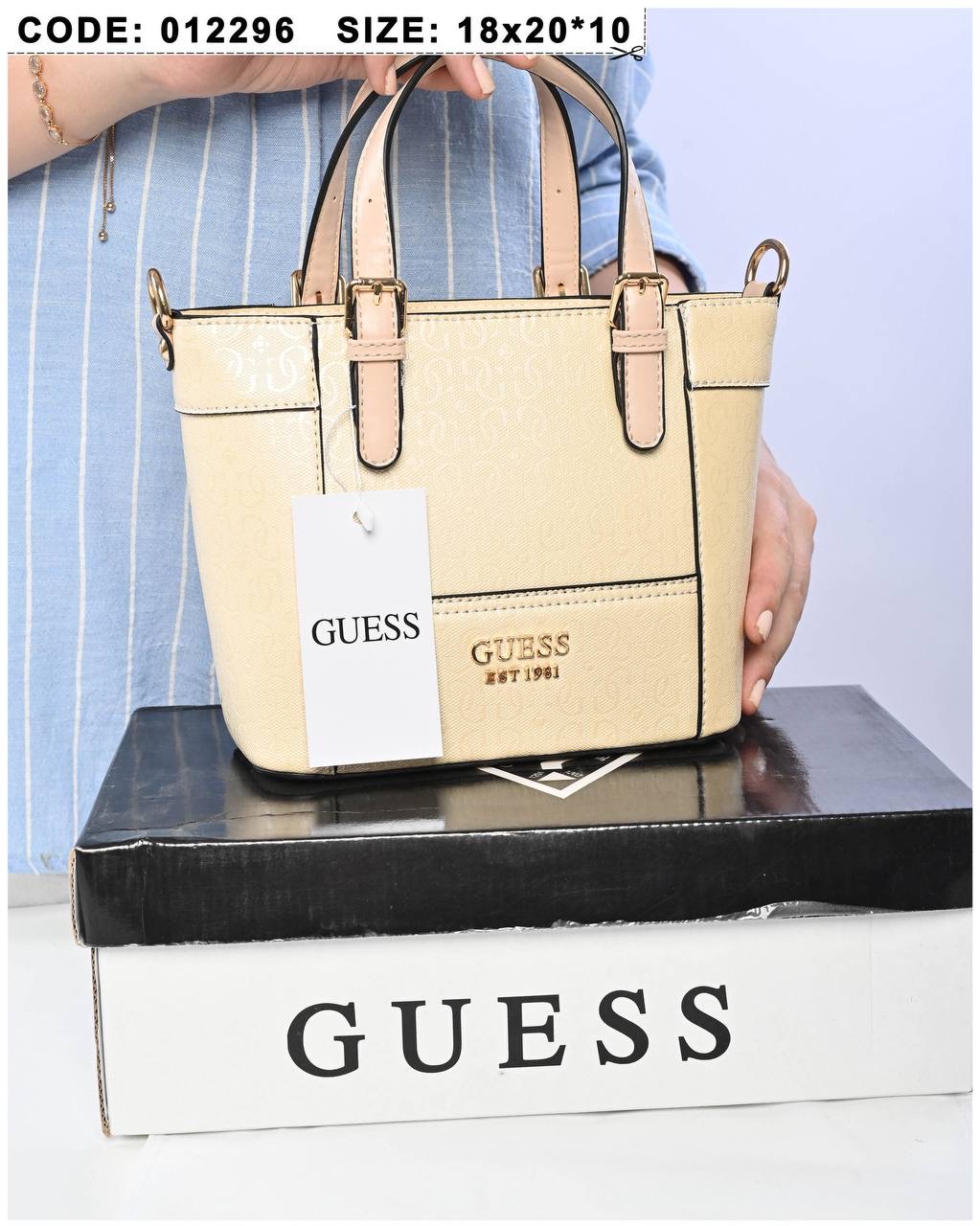 /public/uploads/photos/shares/Suzy bags/IMG_3530.jpeg